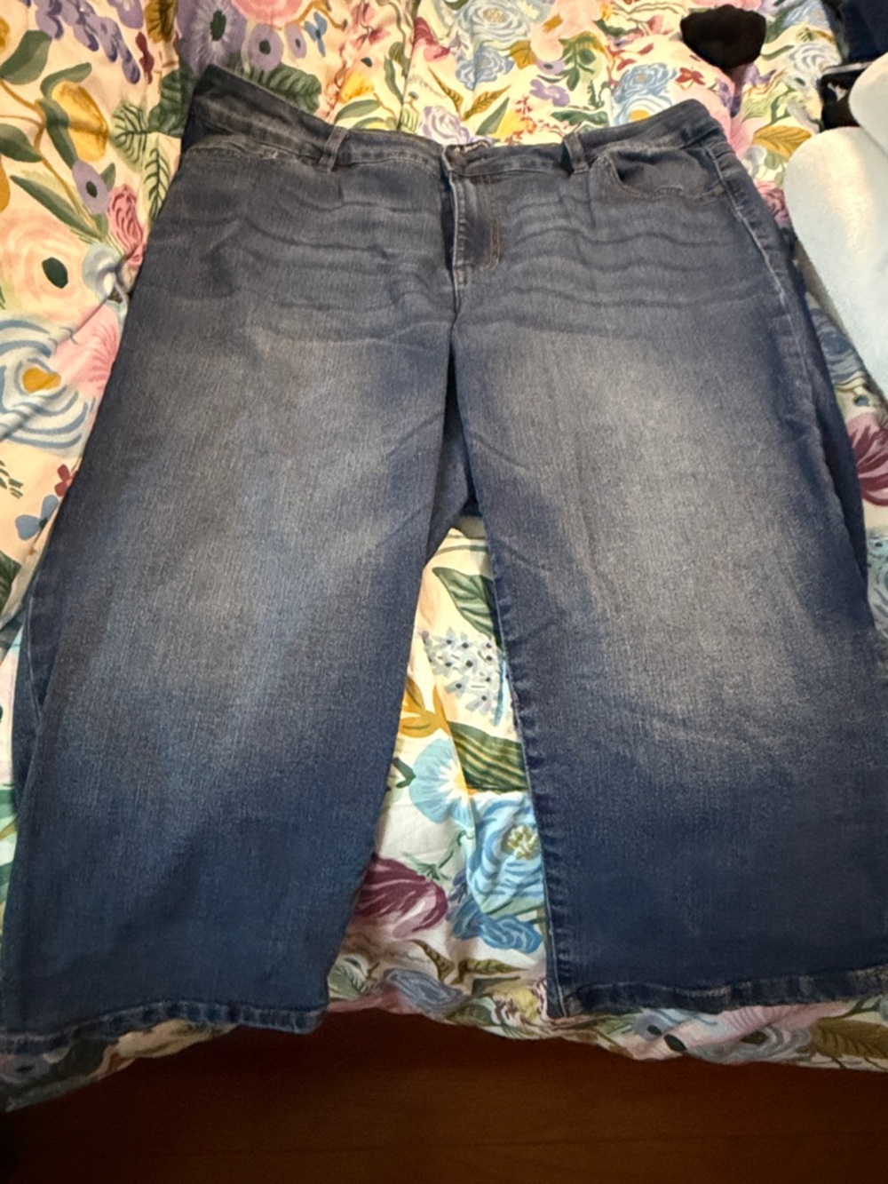 Classic Capri jeans